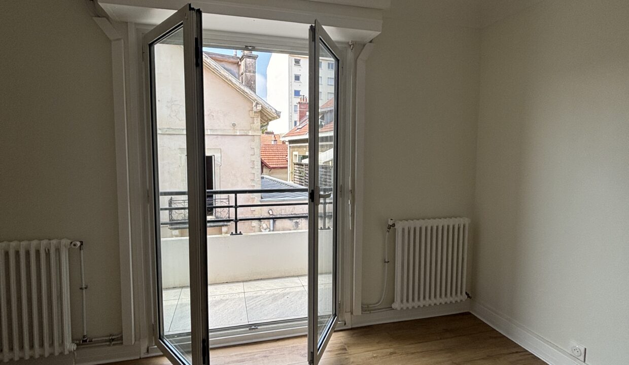 Location Agence Immobilière Nomade Biarritz T3 Centre Ville 32